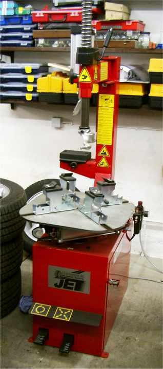 HAWEKA Motorradreifen-Montiermaschine HWK T 20