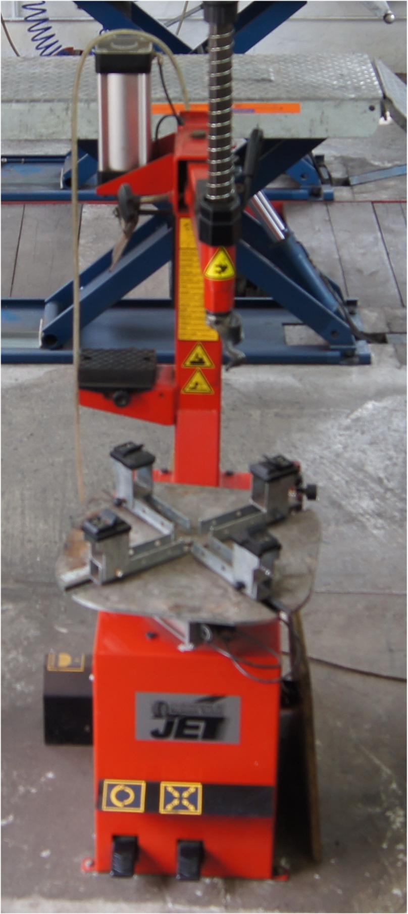 HAWEKA Motorradreifen-Montiermaschine HWK T 20